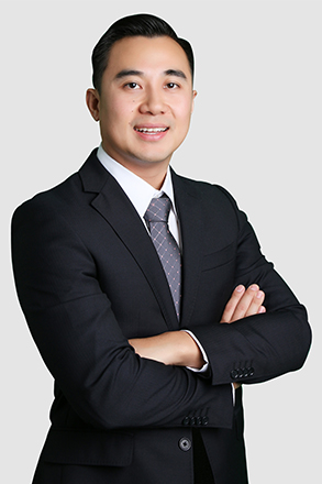John Dela Cruz, Principal Lawyer of Contracts Specialist